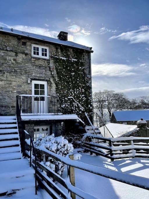 Апартаменты The Granary, Old Corn Mill, Yorkshire Dales West Burton Экстерьер фото